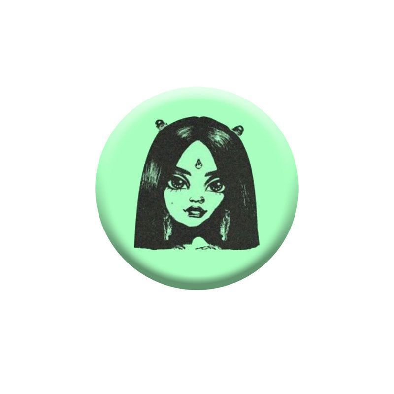 KATSEYE Urocza Anime Przypinka – Pin Button Badge recenzja i cena
