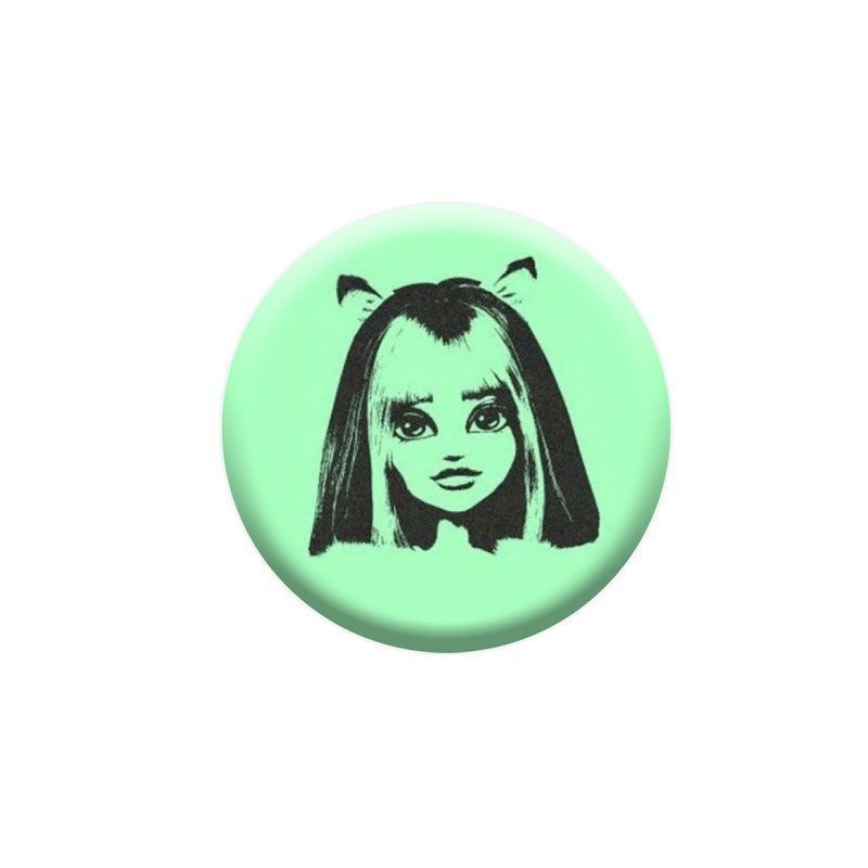 KATSEYE Urocza Anime Przypinka – Pin Button Badge recenzja i cena